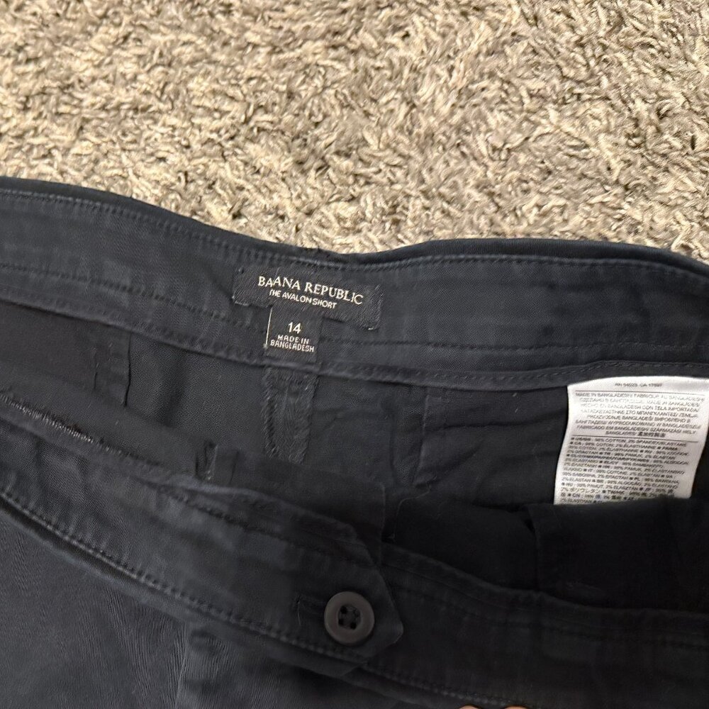 Banana Republic Black Women's Shorts - Picture 4 of 4